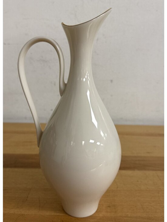 Lenox Other - Lenox Sleek Modern Pitcher LENOX, USA Gold Trim White Handle & Interior